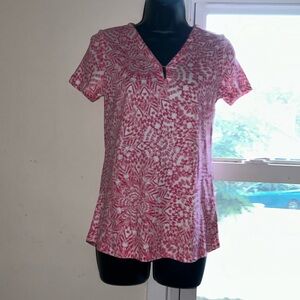Women’s Jones New York Cute Pink and white short sleeve v-neck top NWT Sz Small
